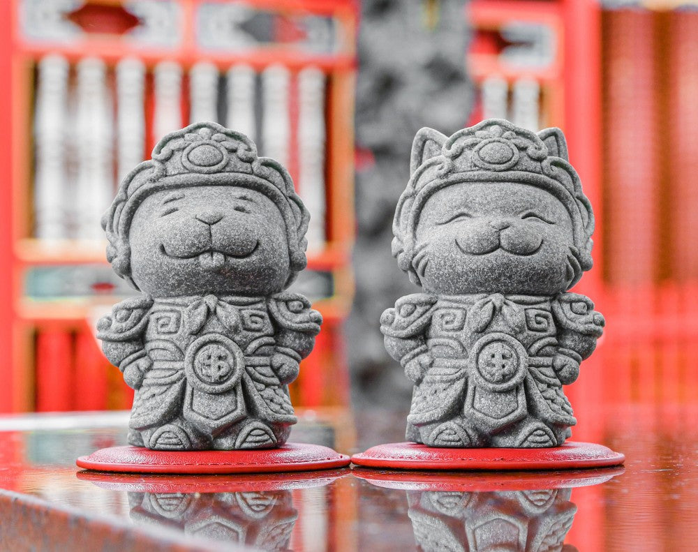 Gee & Lee Miniature Gate Guardian Stone Figurines