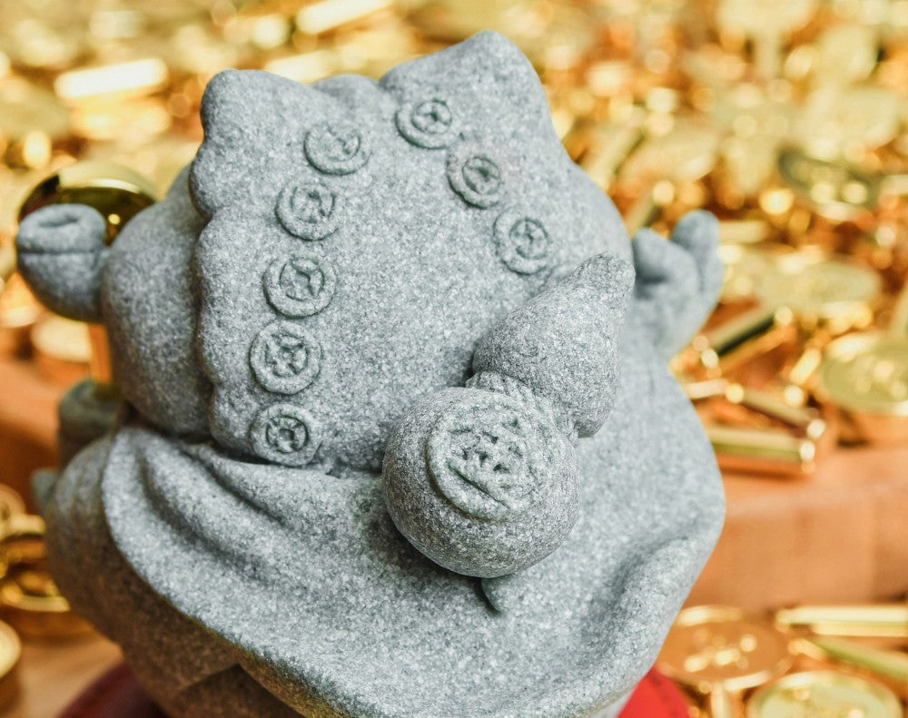 WaWa Frog's Key to Wealth Stone Figurine