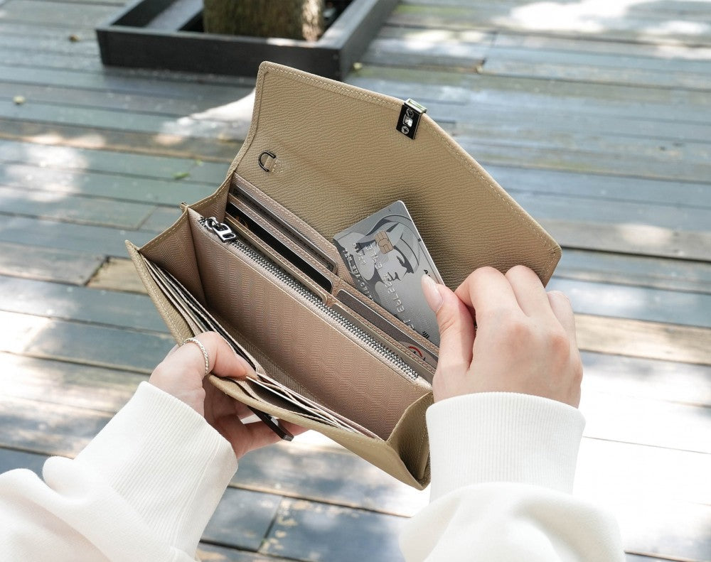 Carina XL v2 Crossbody Clutch - Italian Cross-Hatch in Khaki
