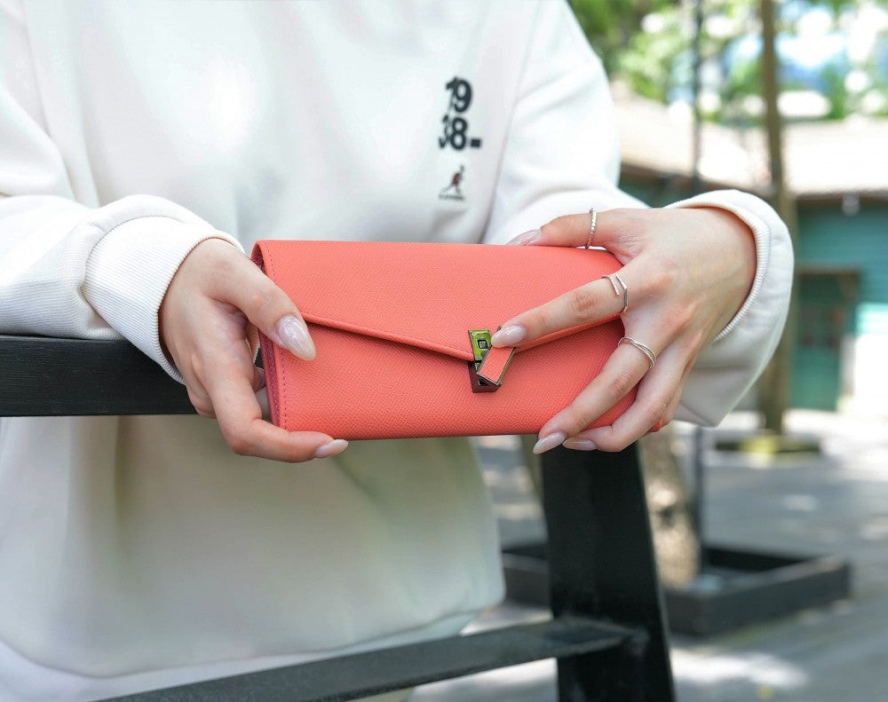 Carina XL v2 Crossbody Clutch - Italian Cross-Hatch in Coral Pink