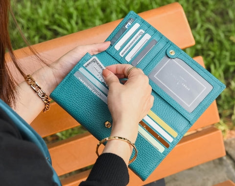 Sallas Long Wallet
