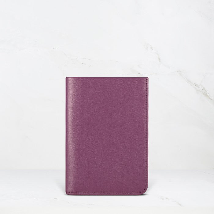Voyager Passport Wallet